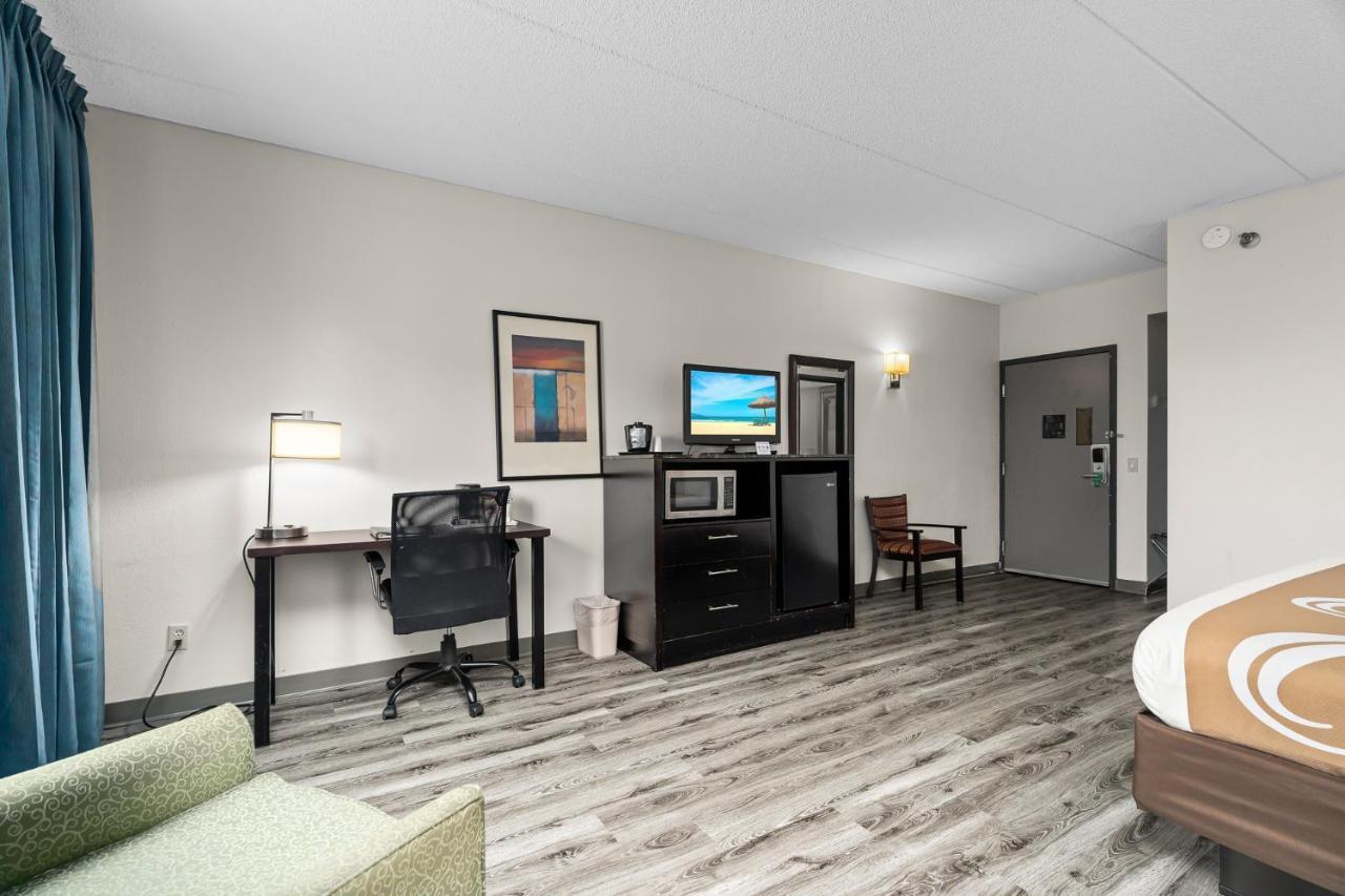 Quality Inn & Suites Mall Of America - Msp Airport Μπλούμινγκτον Εξωτερικό φωτογραφία