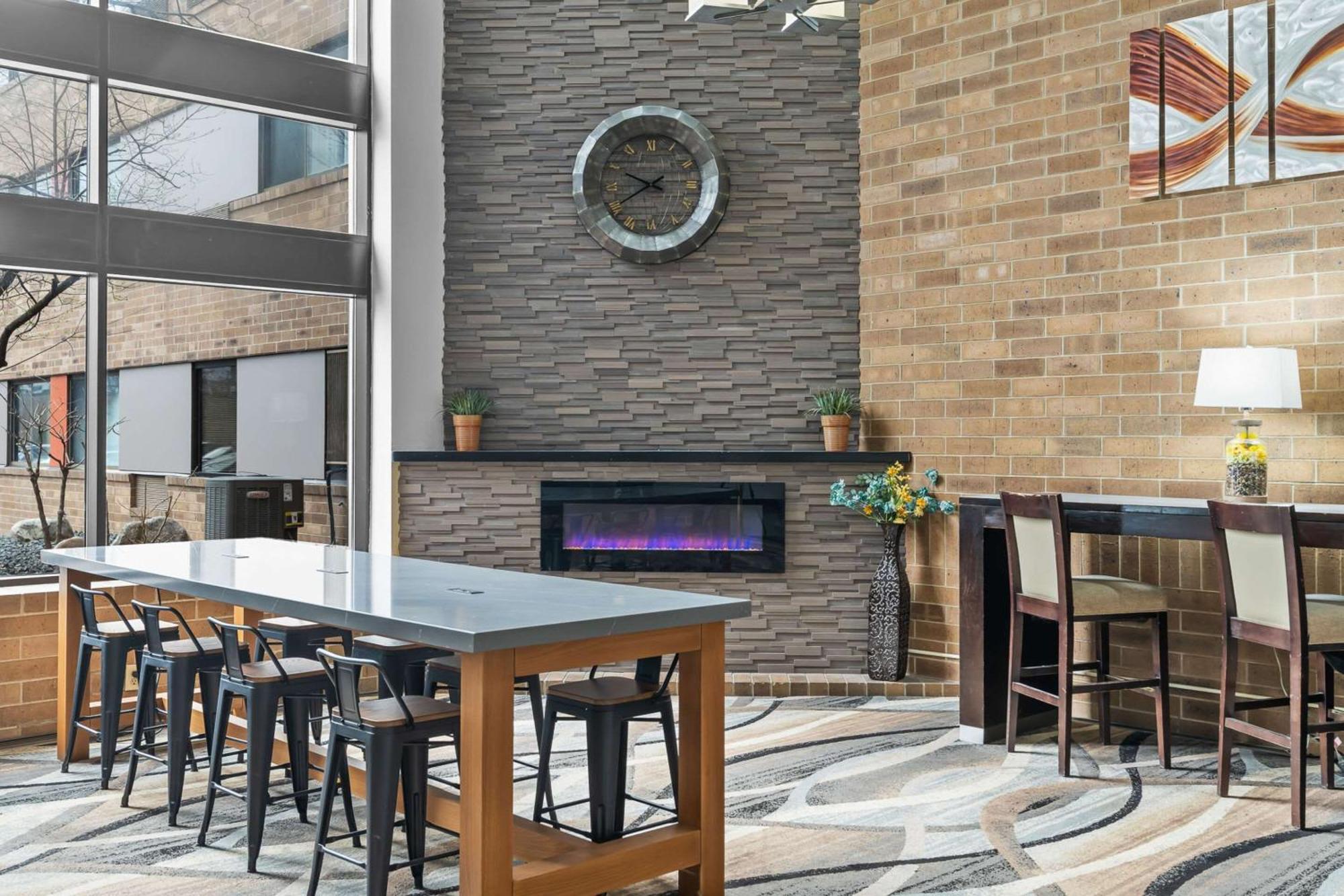 Quality Inn & Suites Mall Of America - Msp Airport Μπλούμινγκτον Εξωτερικό φωτογραφία