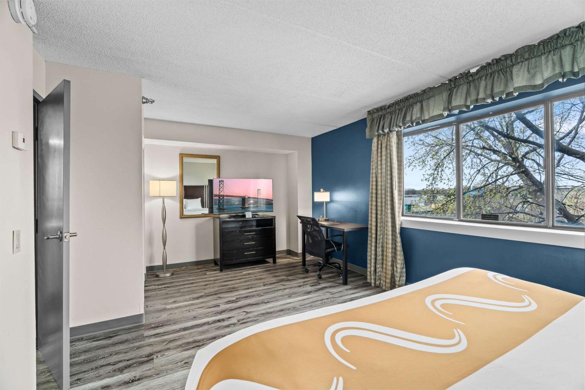 Quality Inn & Suites Mall Of America - Msp Airport Μπλούμινγκτον Εξωτερικό φωτογραφία
