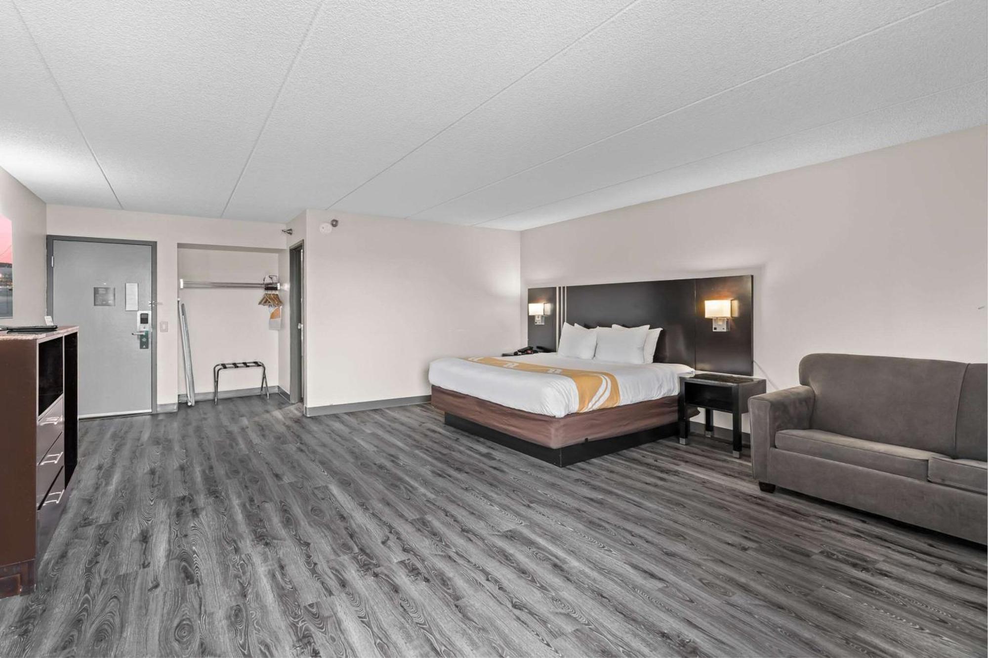 Quality Inn & Suites Mall Of America - Msp Airport Μπλούμινγκτον Εξωτερικό φωτογραφία